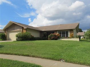 1719 Aberdeen Ct, Palm Harbor, FL 34684