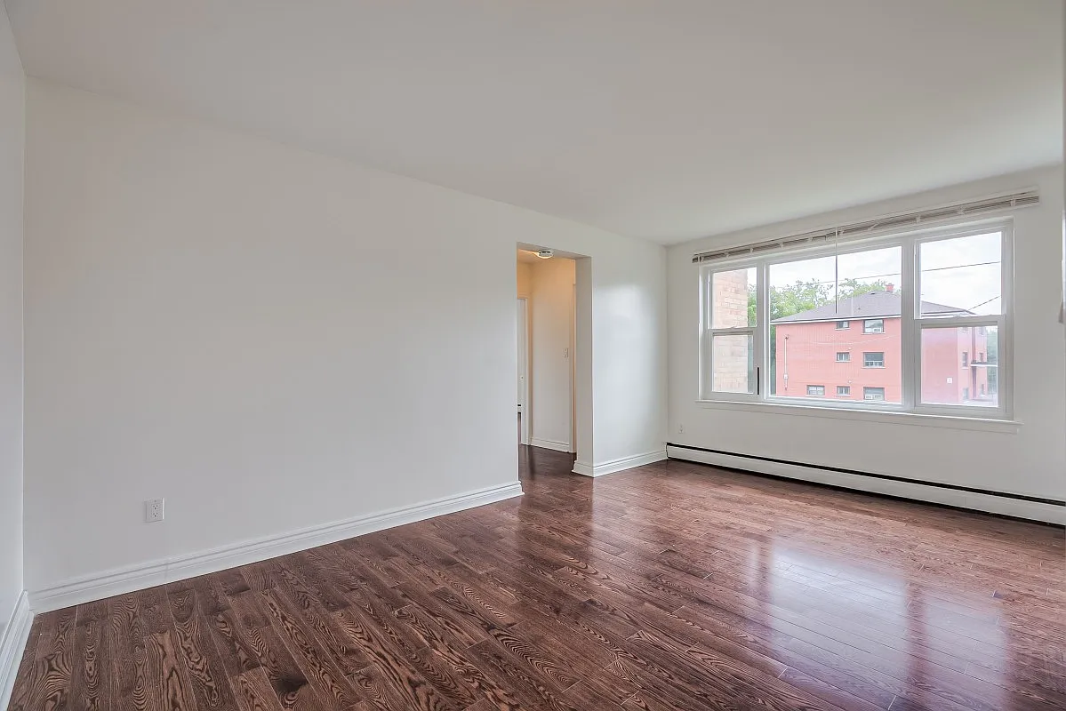 111 Craydon Rd - 204 — Photo 2
