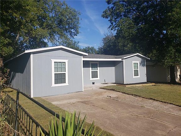2nd image of 3413 Pate Dr