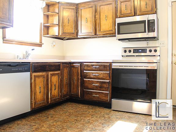 4th image of 6912 Kingston Dr