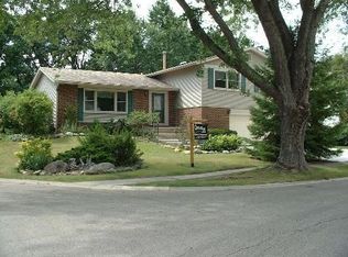 640 Juniper Cir, Algonquin, IL