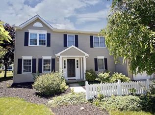 633 Wellesley Cir, Avon Lake, OH 44012