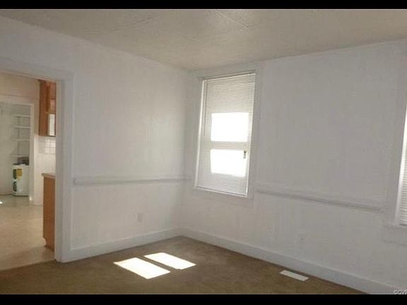 2nd image of 503 N 7th Ave