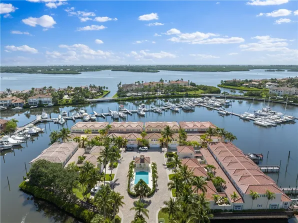 5370 Harbor Island Ct, Vero Beach, FL 32967