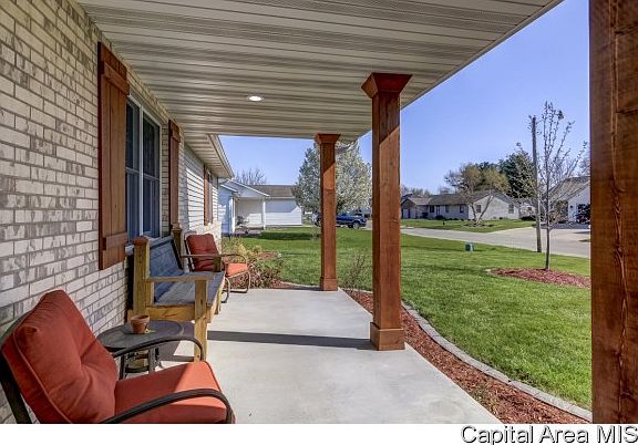 3rd image of 1207 Michele Dr