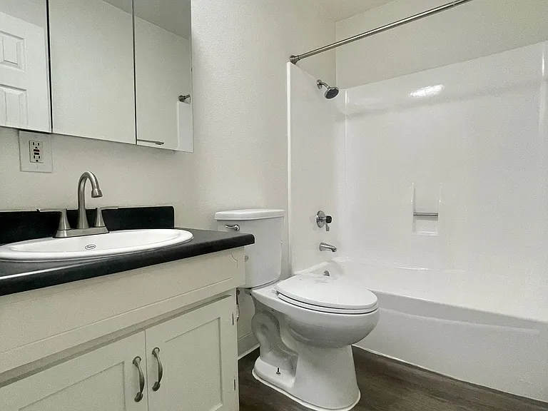 Meadowridge — Photo 15