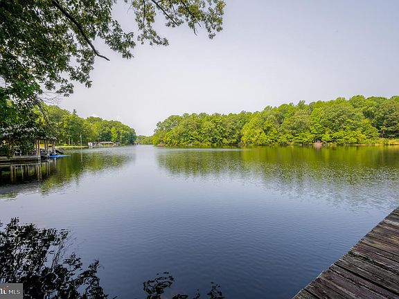 2nd image of 0 Lakeview Dr
