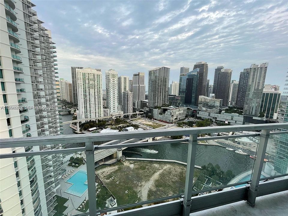 1st image of 90 SW 3rd St APT 3104