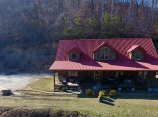 820 Salyers Frk, Oil Springs, KY 41238