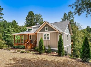 65 Sky Vista Ln, Hendersonville, NC 28792