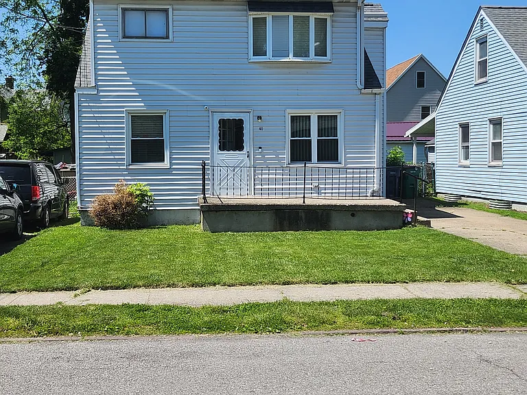 40 S Ryan St #2 — Photo 1