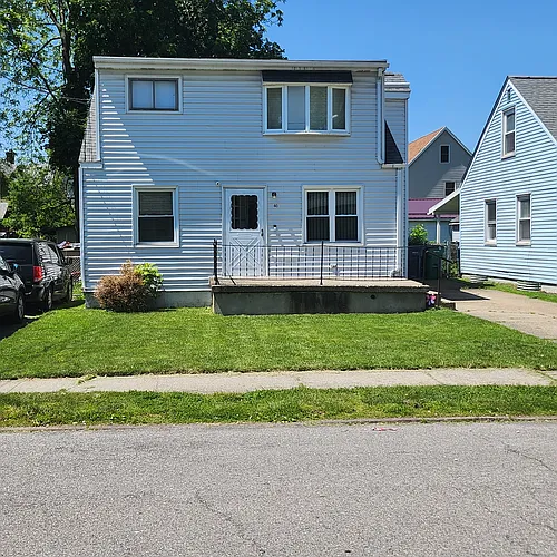 40 S Ryan St #2 Photo 1