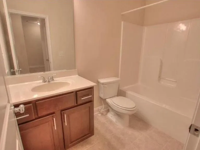2415 Tenor Ln — Photo 16