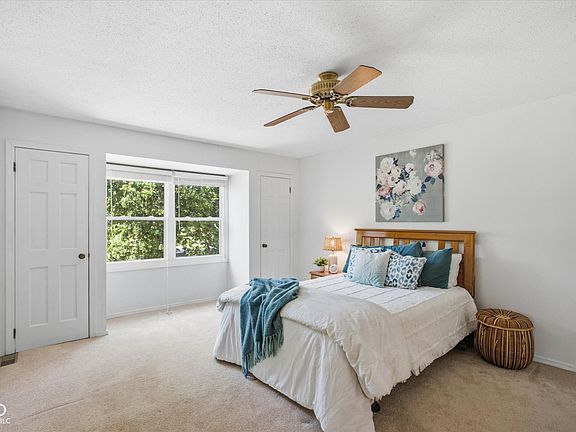 3rd image of 9063 Pine Cone Way
