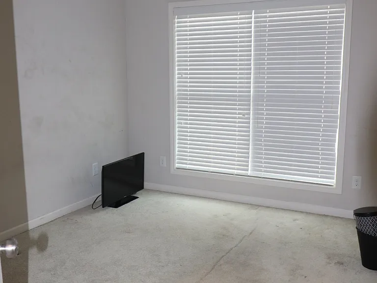 898 Westmoreland Cir NW — Photo 18