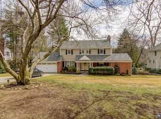 175 Beechwood Rd, Ridgewood, NJ 07450