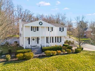 6145 Great Dane Dr, Bethel Park, PA