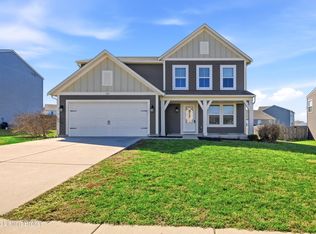 123 Eagles Crest Ct, Mount Washington, KY 40047
