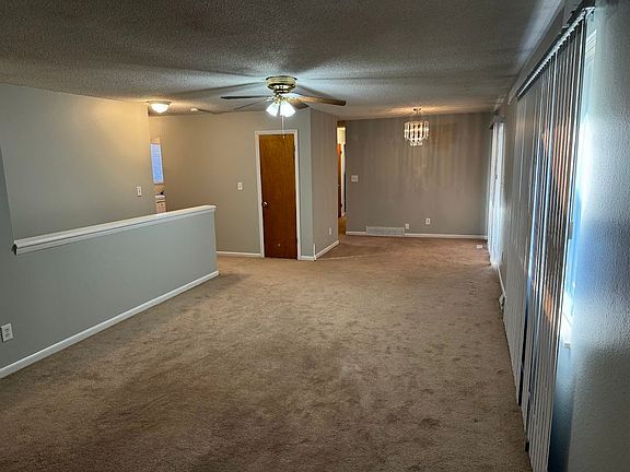 4th image of 629 39th Ave