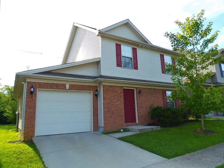 2536 Sun Seeker Ct — Photo 2