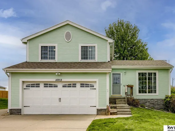 10713 S 18th St, Bellevue, NE 68123