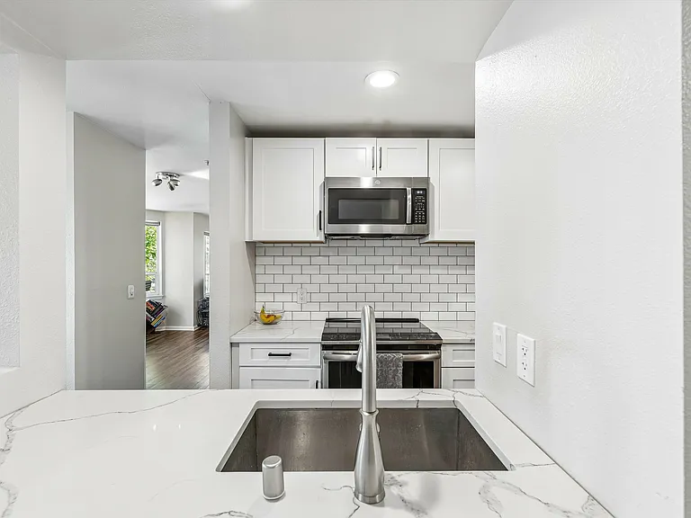 3028 Western Ave #110 — Photo 6