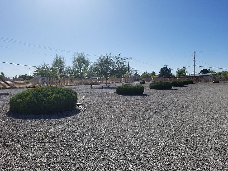 2nd image of 361 S Bisbee Ave