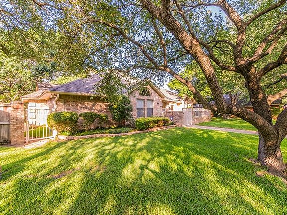 2nd image of 3605 Ernest Ct