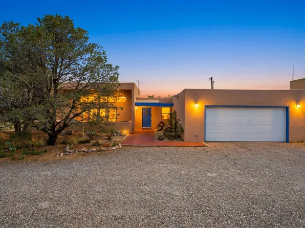726-2 Tramway Vista Ct NE, Albuquerque, NM 87122