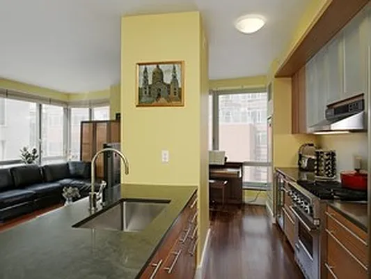 Sold by Corcoran | media 8