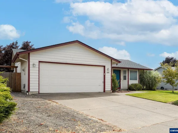 680 N 10th Pl, Aumsville, OR 97325