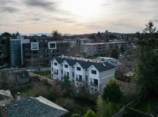 2268 Bowker Ave #1, Oak Bay, BC V8R 2E4