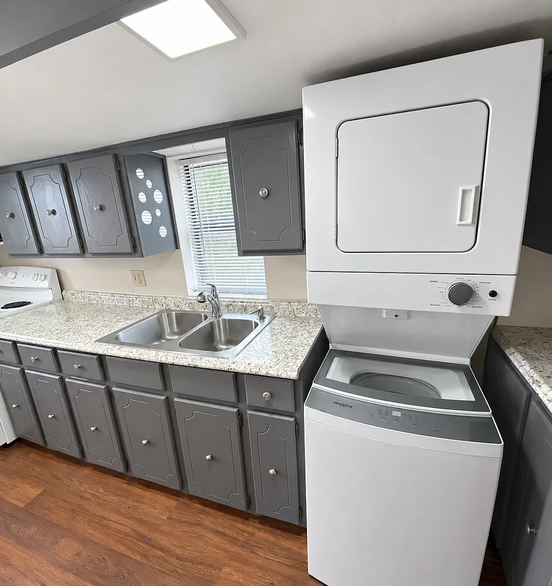 422 Elm Avenue #1/2 - 1 — Photo 3