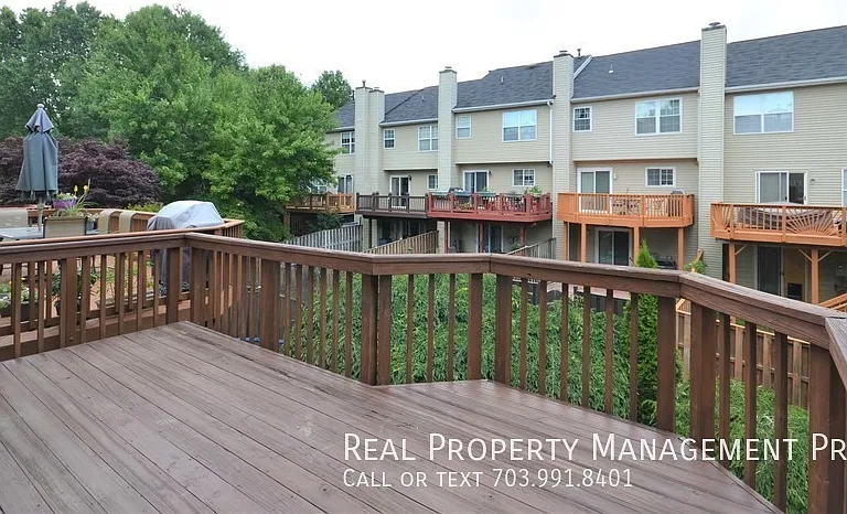 6220 Walkers Croft Way — Photo 7