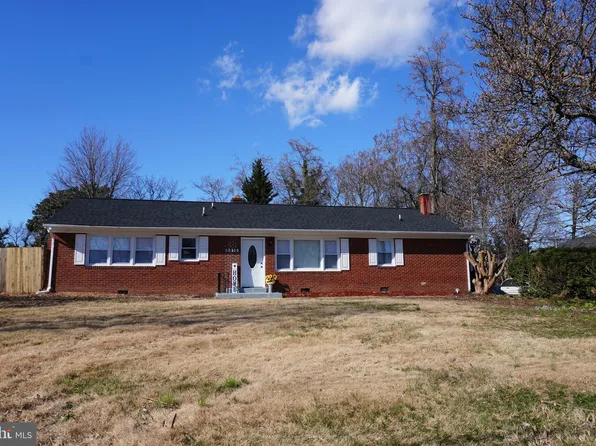 6618 Napoli Rd, Temple Hills, MD 20748