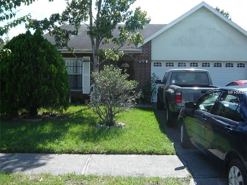 1st image of 622 Oak Manor Cir