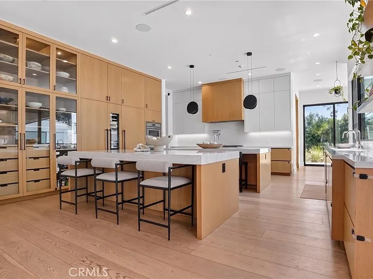 5050 Arundel Dr — Photo 13