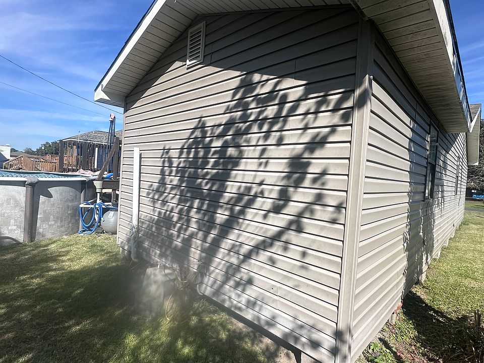 1st image of 13370 Fern St