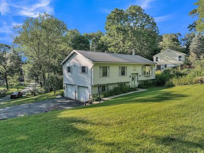 4 Crest Rd, Monson, MA, 01057