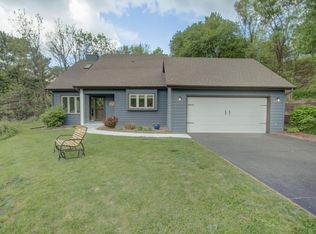 N4918 Clifford Dr, Onalaska, WI 54650