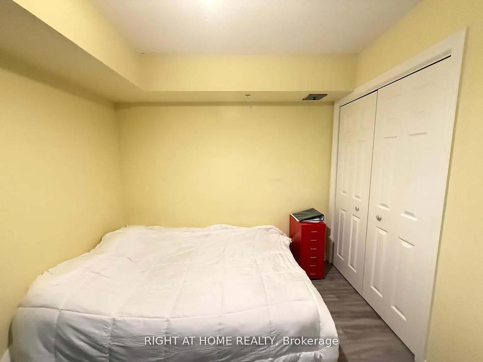 2 bed, $2,300 — Photo 4