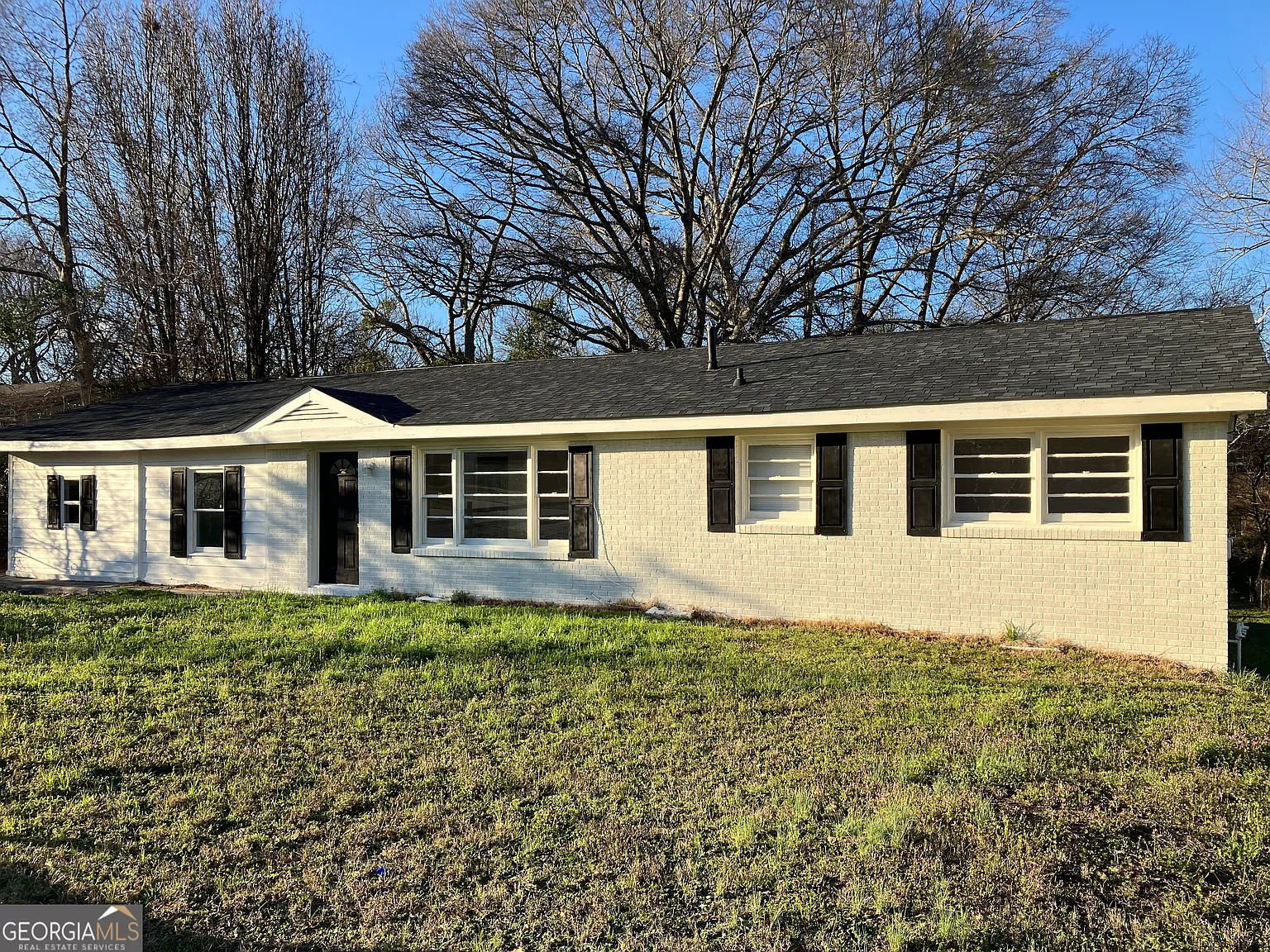 1037 Mountain View Rd NW photo 1