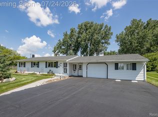 280 Kintyre Dr, Oxford, MI 48371