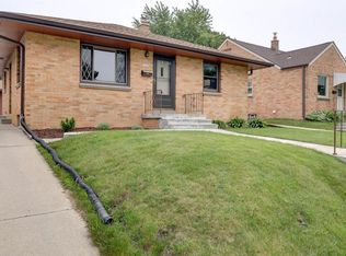 3541 E Lunham Ave, Cudahy, WI 53110