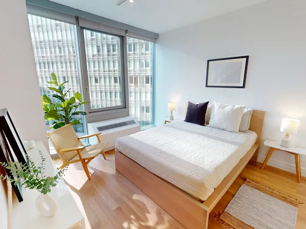 550 West 54th Street image 4 of 27