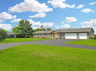 6142 W Stephenson, Freeport, IL 61032