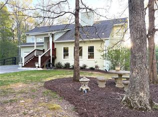 402 Hunters Ct, Ball Ground, GA 30107