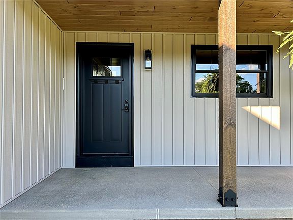 2nd image of 205 Ekastown Rd