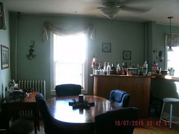 4th image of 317 Pennsylvania Ave