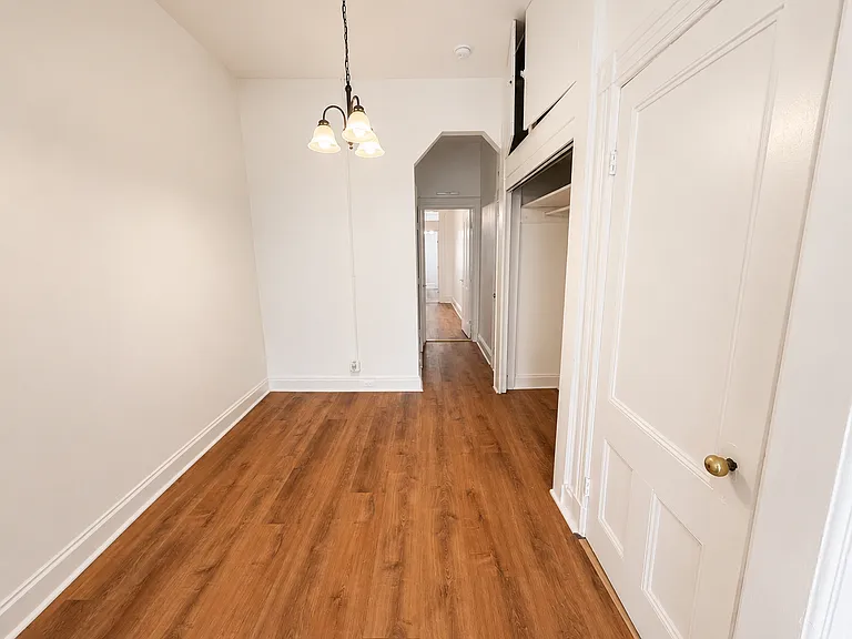 361 Palmetto St #3R — Photo 6